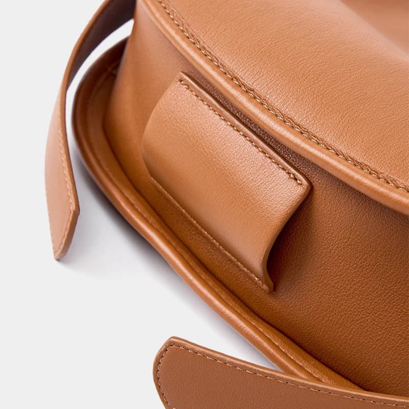 Bolsa-de-Ombro-Maelle-brown-03