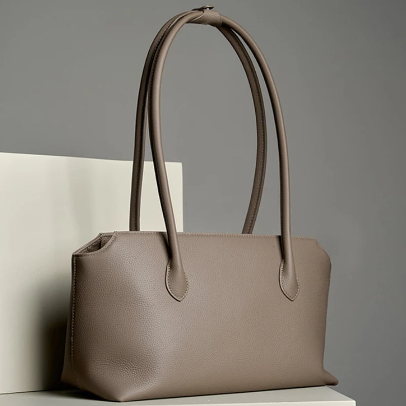 Bolsa-de-Ombro-Marais-warm-taupe-paisagem